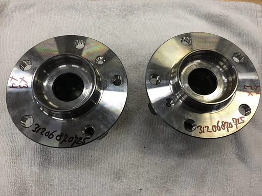 Wiellager voorkant BMW X3 X4 F25 F26 org BMW nieuw oe 31206870725