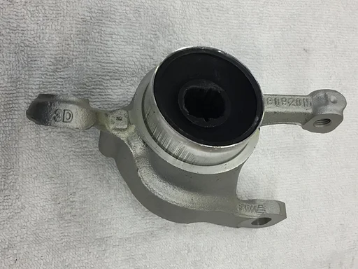 Draagarm rubber links BMW MINI oe 31126882843	 zie fotos modellen