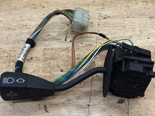 Knipperlicht schakelaar BMW E36 Z3 oe 61318360907 org nieuw BMW