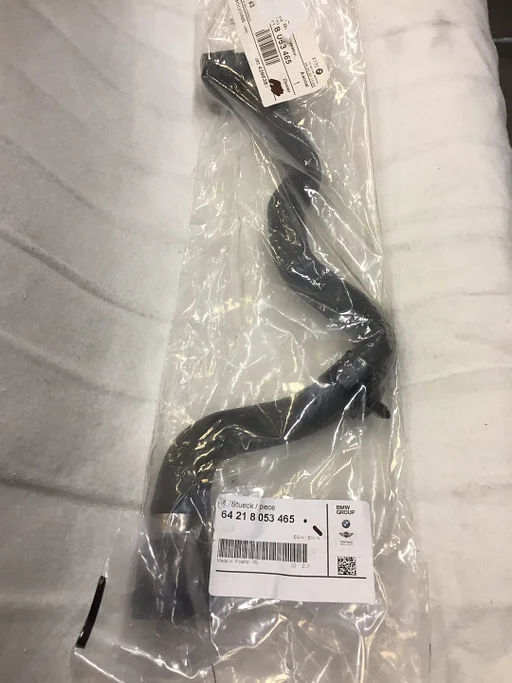 Koelslang BMW X3 M X4 M oe 64218053465 org bmw nieuw