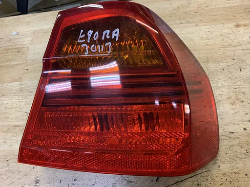 ACHTERLICHT BMW E90 RECHTS 6937458