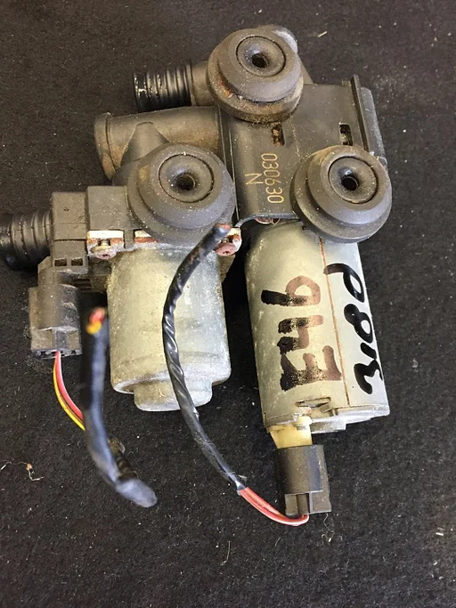 Kachelklep BMW E46 318d oem 8369807