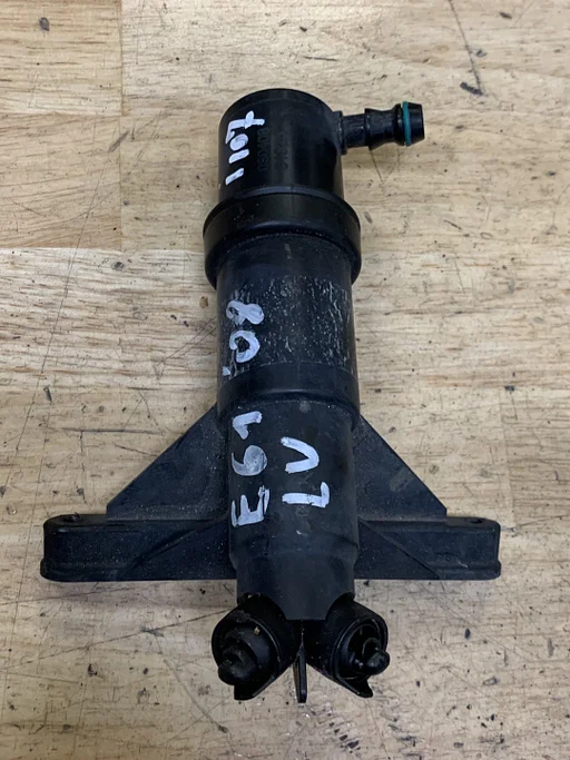 KOPLAMPSPROEIER BMW E60 E61 LINKS