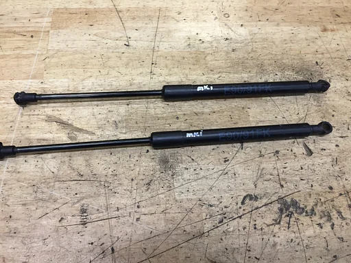 GASVEER BMW MOTORKAP BMW "3 E90 E91