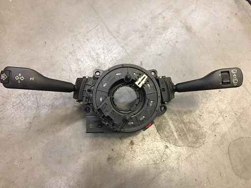 BMW X3 stuurschakelaars sleepring tevens meer X3 onderdelen