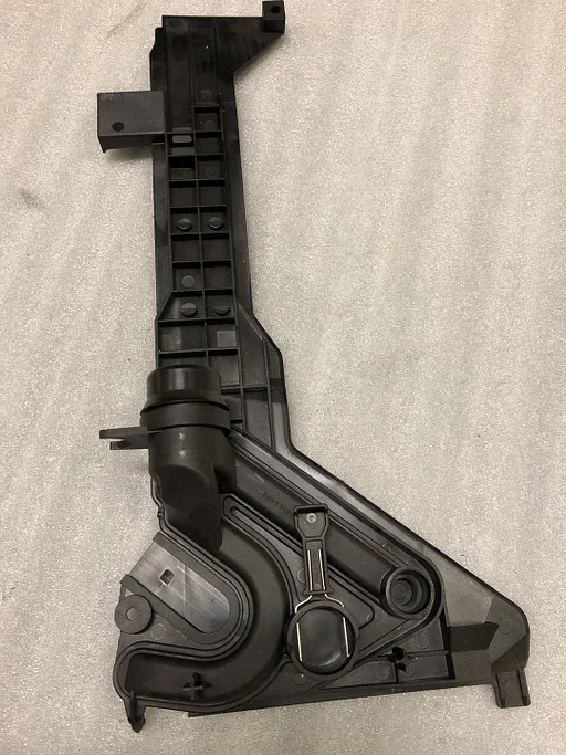 KOELVLOEISTOFTANK HOUDER BMW E46 AUTOMAAT NIEUW