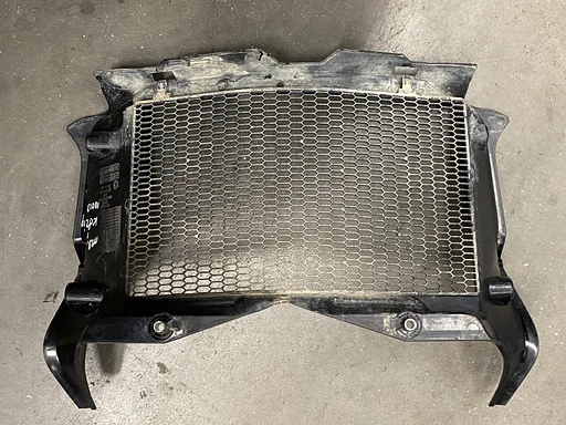 LUCHTGELEIDER RADIATEUR BMW F750GS F850GS OE 46638564635