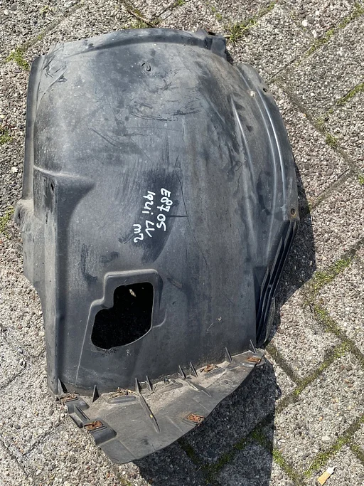 MODDERKUIP WIELKUIP BMW 1 SERIE LINKS VOOR