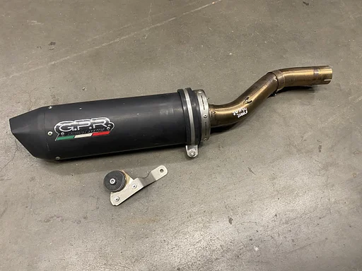 BMW F900R GPR EINDDEMPER JAAR 2024