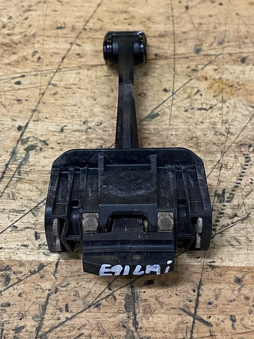 DEURVANGER BMW 3 SERIE E90 E91 LINKS ACHTER