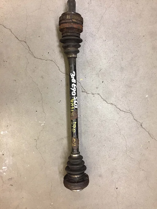 Aandrijfas BMW E90 E91 318i 2007 handbak