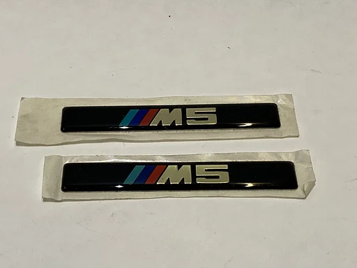 BMW M5 EMBLEEM ORIGINEEL EN NIEUW BMW