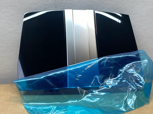 SIERLIJST GRILLE BMW X1 U11 OE 51135A82877 NIEUW