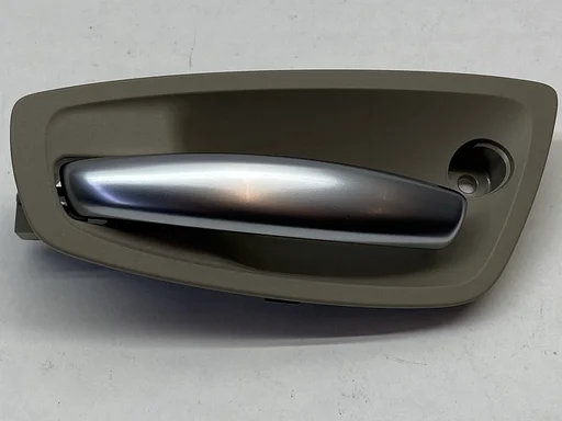 BMW 1 SERIE E87 DEURGREEP LINKS OE 51417157439 NIEUW