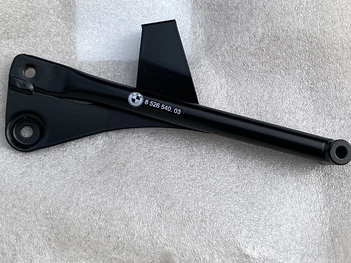 BMW F800GS ADV  LED VERSTRALER HOUDER RECHTS OE 77518526540