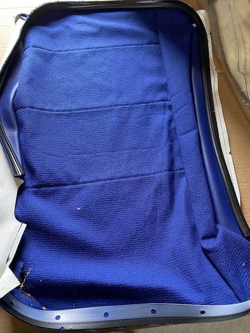 BMW E36 COMPACT STOELBEKLEDING OEM 52208184277 NIEUW ORG BMW