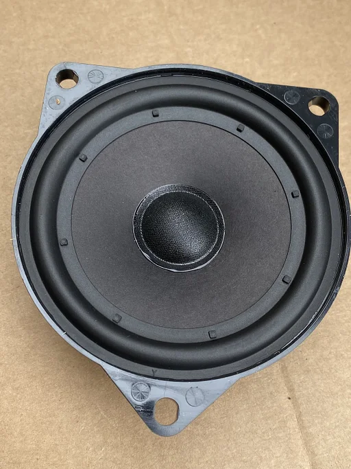 BMW X3. - Z4 MIDDENTOON LUIDSPREKER OEM 65139143230 NIEUW ORG BMW