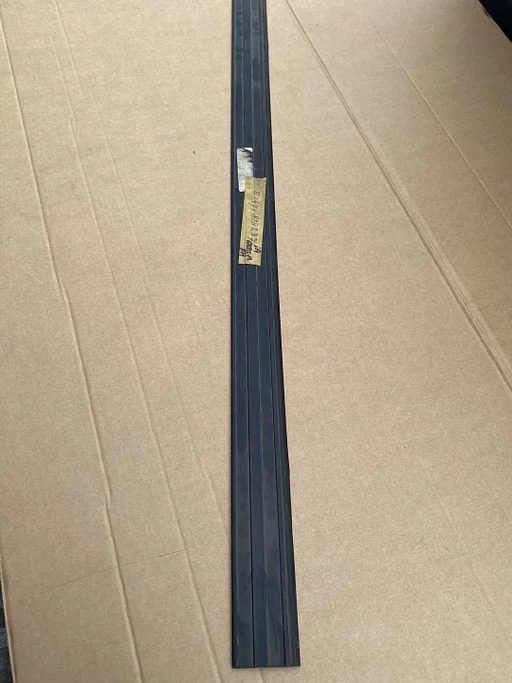 BMW 3 SERIE E21 DORPELLIJST  OEM 51471828237 NIEUW