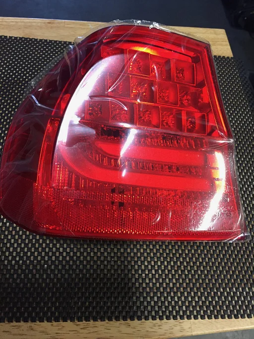 Achterlcht BMW E90 ORGINEEL BMW  links oe 7289429