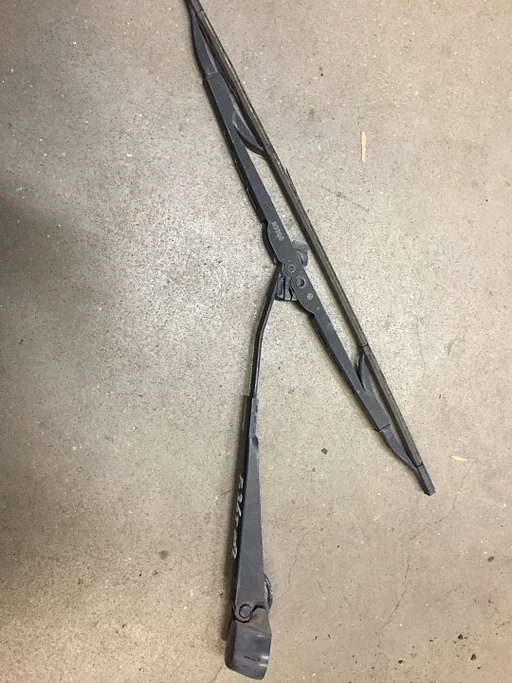 Ruitenwisser arm achterraam BMW E36 Touring