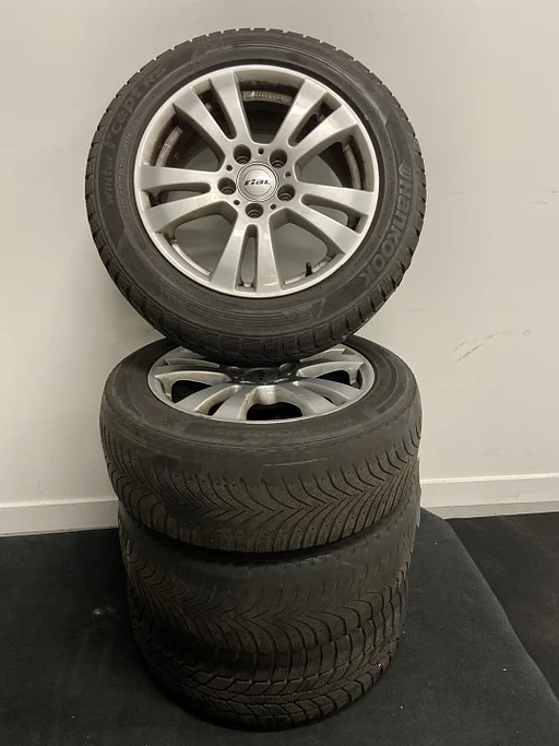 Mercedes Benz B-klasse 205/55/R16 Velgen Winterbanden