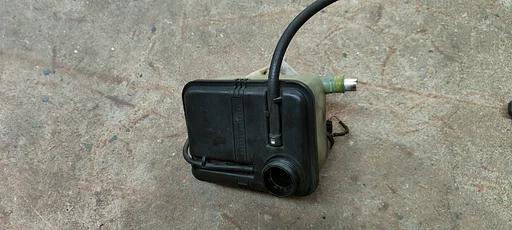 Expansievat BMW 5 serie E39 diesel 2246148