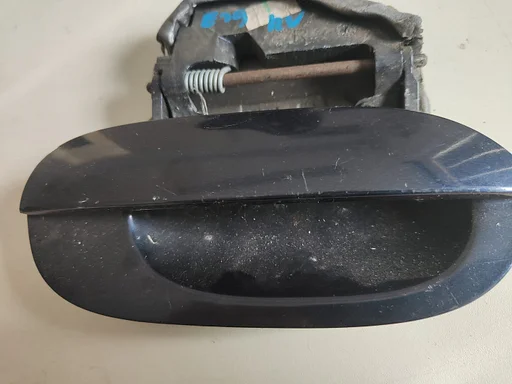 Deurgreep buitenzijde rechts voorzijde BMW 5 serie E39 Orientblauw metallic 317 8245462
