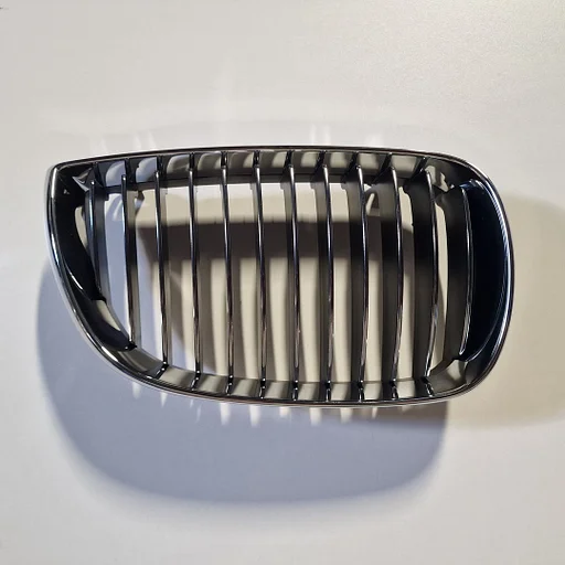 Grille chroom zwart rechts BMW 1 serie gebruikt E81 E87 - 51137128614 7128614