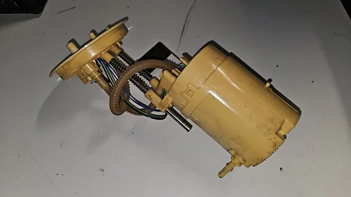 Brandstofpomp dieselpomp opvoerpomp in de tank BMW X3 X4 Serie F25 F26 7216526  16117314808 7314808