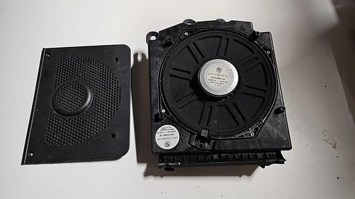 Central Bass speaker Rechts BMW 5 serie E60 E61 + LCi 65136919354 6919354