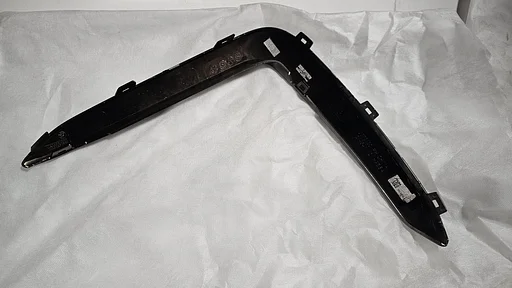 M bumperlijst rechts voorzijde BMW X6  serie G06 51118092248 8092248