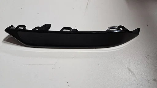 M Performance voorbumper lip spoiler links BMW 8 serie F91 F92 F93 M8 51118074887 18074887