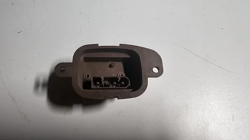 Kachelweerstand Behr BMW 5 / 7 serieE34  E32 825144 64118391699 8391699