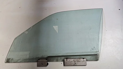 Zijruit raam groen linksvoor BMW E34 Sedan Touring 51321944083 1944083 51328107671 8107671