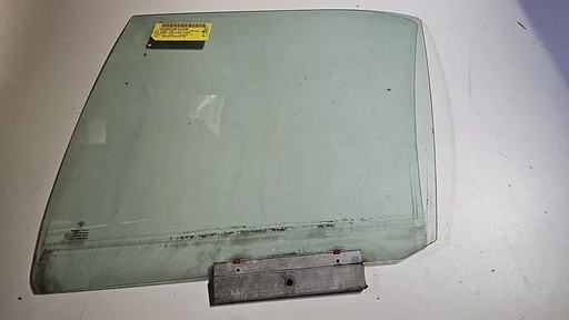 Zijruit raam groen linksachter BMW E36 sedan 51341960907 1960907