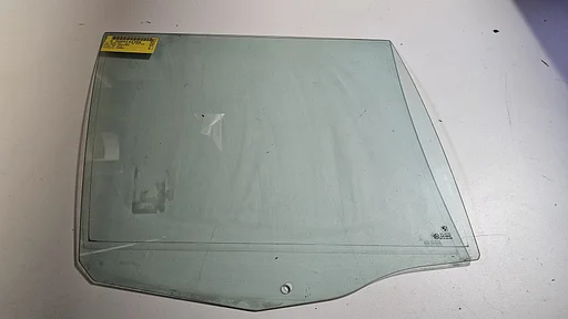 Zijruit raam groen rechtsachter BMW E39Touring 5134818928 8189258