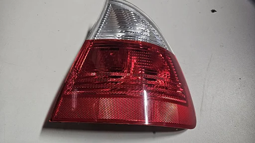 Achterlicht wit op zijpaneel links imitatie E46 Touring 63216900473 6900473