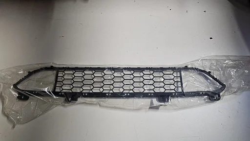 M- midden gril bumper rooster midden nieuw BMW X5 serie G15   51118054012 8054012