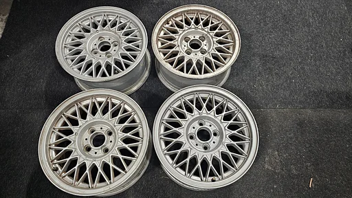 Set Originele velgen BMW 3 serie E30 4X100 ET24 36111179066 1179066 KBA41016