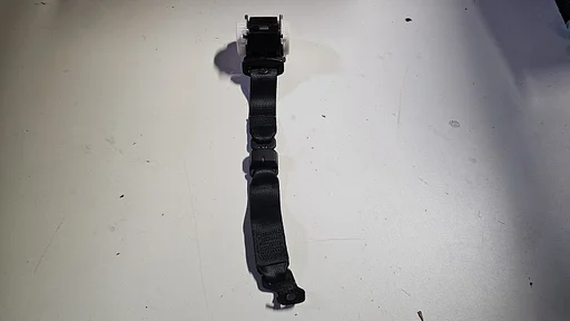 Gordel bovengordel zwart links ahterzijde midden BMW 5 serie E60 + LCi 72119132821 9132821