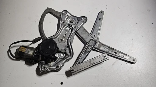 Raammechaniek rechtsvoor  incl. motor BMW 3 serie E30 sedan touring  513319323980 19323980 51321932394 1932394