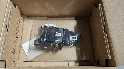Gordel bovengordel zwart achterzijde rechts BMW  X3 serie G45 72115B3E6A6 5B3E6A6