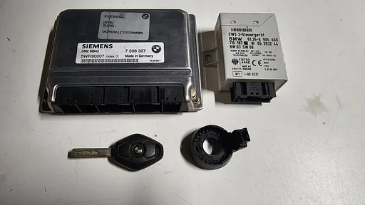 Startset Contactslot + ECU MS43 flash BMW 3 Serie E46 320i M54 12147506307 7528050 5WK90007