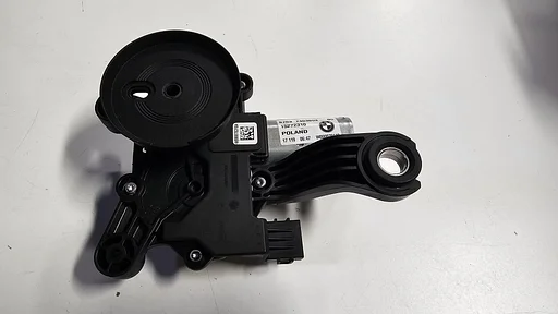Ruitenwisser motor achterzijde klep BMW 3 / 5 serie G21 G31 G81 = LCi 67637403853 7403853
