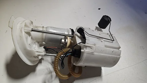 Benzinepomp brandstofpomp opvoerpomp in de tank N20 N55 BMW 1 / 2 / 3 / 4 serie F2x F3x + LCi 16117243975 7243975