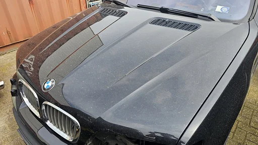 Motorkap Zwart metallic zeer nette staat BMW X5 serie E53 pre facelift 41617008328 7008328 Kleurcode Cosmos zwart 303