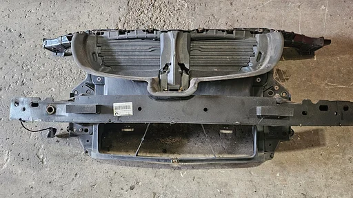 Voorfront front BMW 1 serie E8x 51647193192 7193192