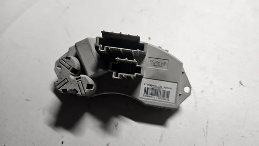 Kachelweerstand BMW 1 / 3 serie E8x E9x 64119265892 9265892 64119266185 9266185