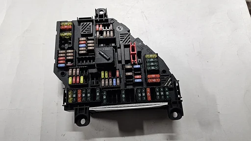 Zekeringkast  power distibution box BMW 5 / 6 / 7 serie F 61149252813 9252813