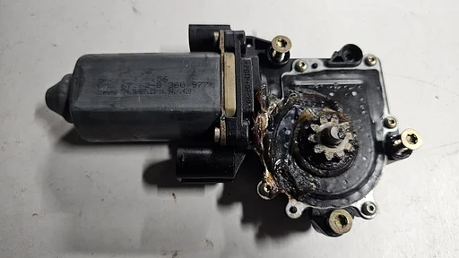 Electrische raambediennings motor links BMW 3 serie E36 67628360977 8360977